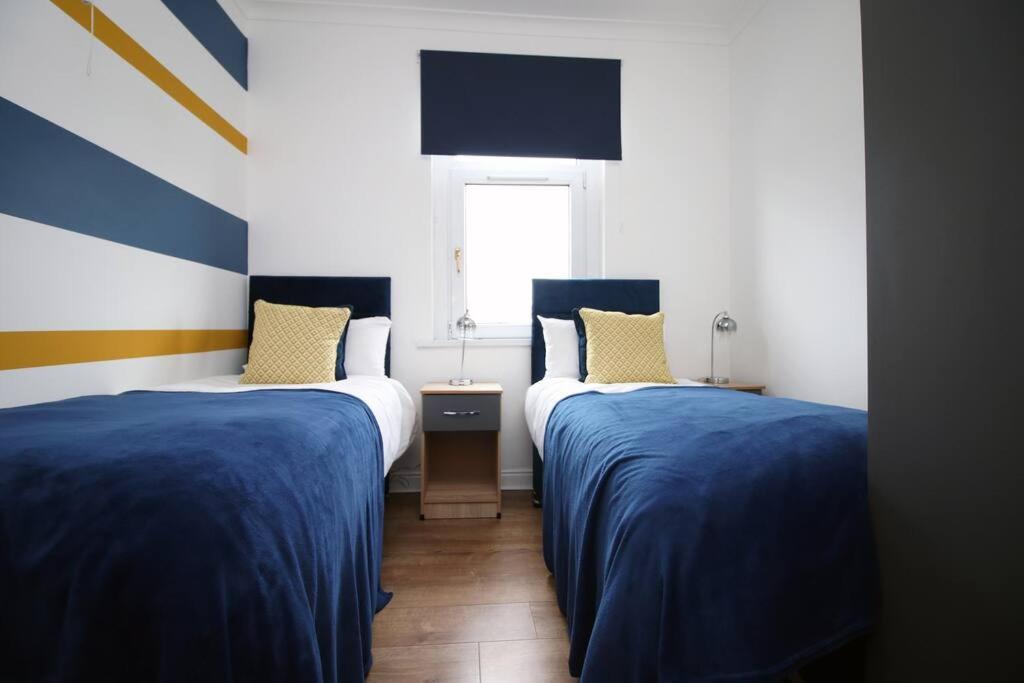 Вилла Holiday House For 7 Guests, Free Wi-Fi & Self Check-In Explore Newport Экстерьер фото